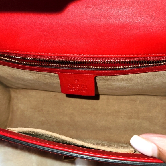 Gucci Red Calfskin‎ Leather Small Sylvie Shoulder Bag - Picture 10 of 12